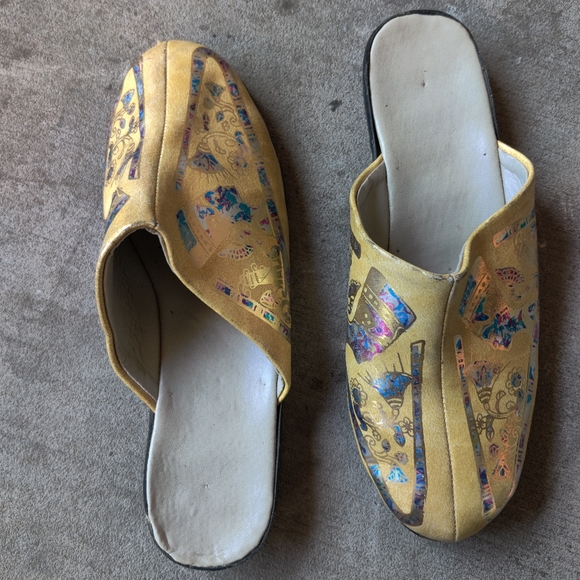 Egyptian Print Loafer Slides - Picture 3 of 4